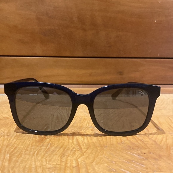 Quay Sunnies - Picture 3 of 12